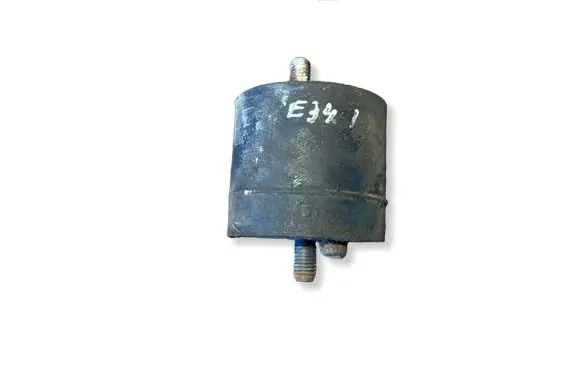 BMW 5 E34 Engine mount bracket 1133364