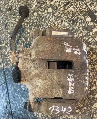Opel Insignia A Front brake caliper