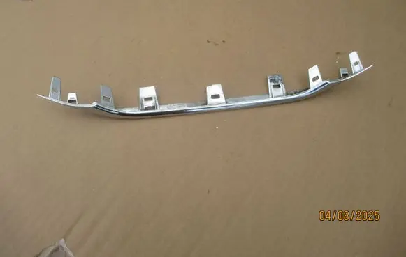 KIA Xceed Front bumper upper radiator grill 86353J71A0