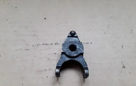 Toyota Corolla Verso E121 Fuel Injector clamp holder NOCODE