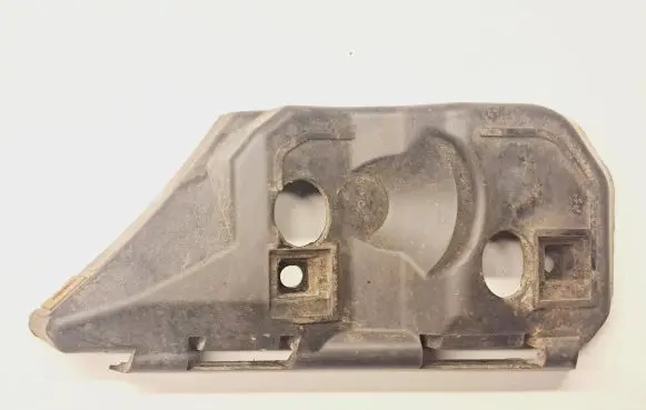 Volvo V50 Front bumper mounting bracket 30655875