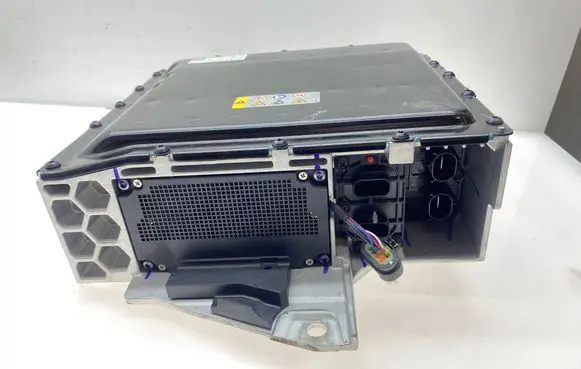 Volkswagen Golf VIII Hybrid/electric vehicle battery fan 5QA915107 77025200726 3WA915107B
