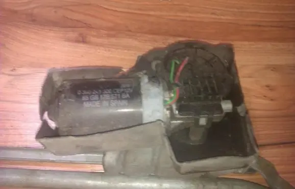 Ford Scorpio Wiper motor 0390241306