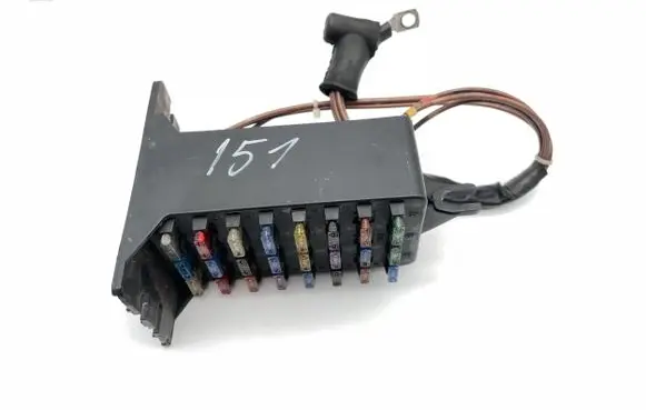 Jaguar XJ X40 Fuse module DBC10166