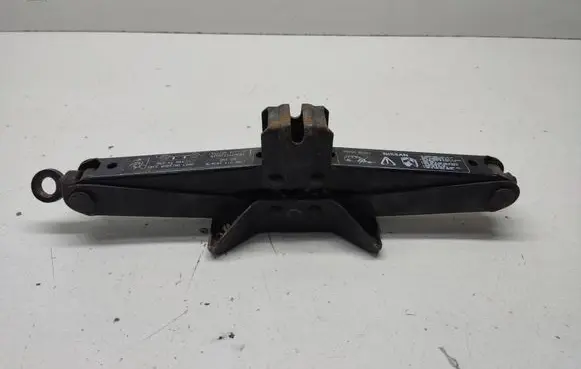 Nissan Almera Tino Lift Jack 99550BU001