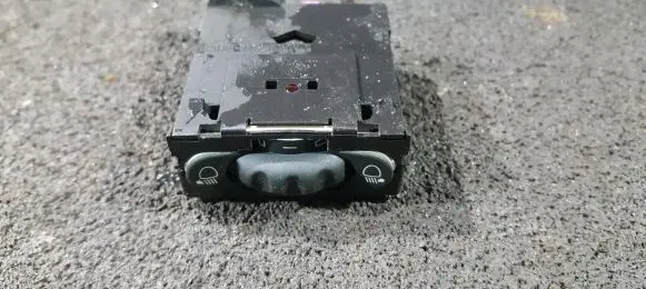 Renault Megane I Headlight level height control switch 7700841235