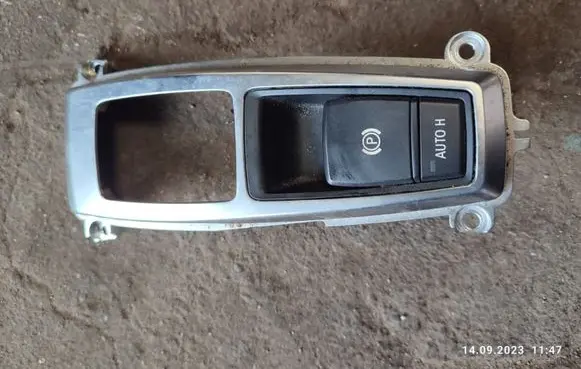 BMW X5 E70 Hand parking brake switch 9148508