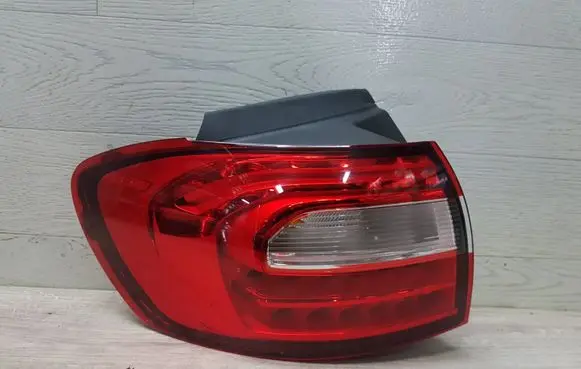 Rear/tail lights