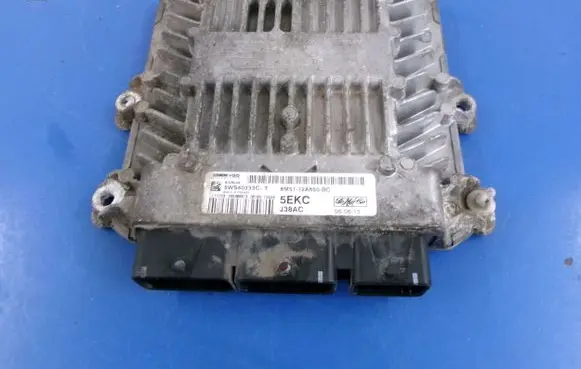 Ford Focus C-MAX Engine control unit/module ECU 5WS40333C-T