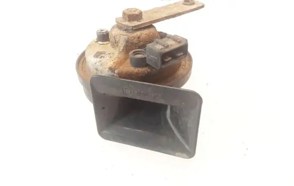 Volkswagen PASSAT B4 Horn signal 00884