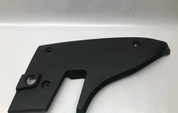 Chevrolet Camaro Rear/tail light trim molding 84070692