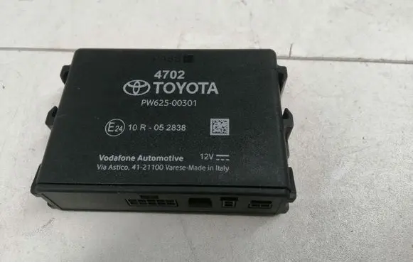 Toyota Auris E180 Other control units/modules PW62500301 10R052838 4121100