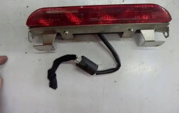 Mitsubishi Colt Third/center stoplight MN146214T