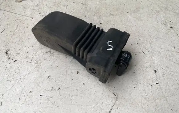 Audi A3 S3 8V Front door check strap stopper 8V0837267