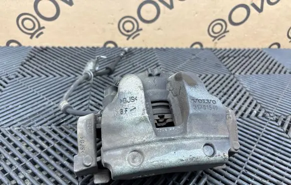 Volvo XC90 Front brake caliper 31381549