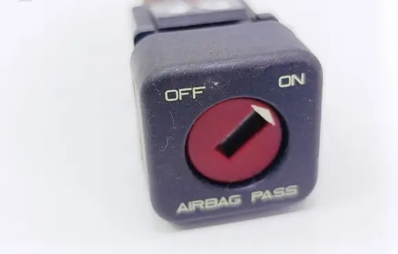 Citroen C8 Passenger airbag on/off switch 96413912