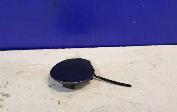 Rear bumper row hook cap/cover