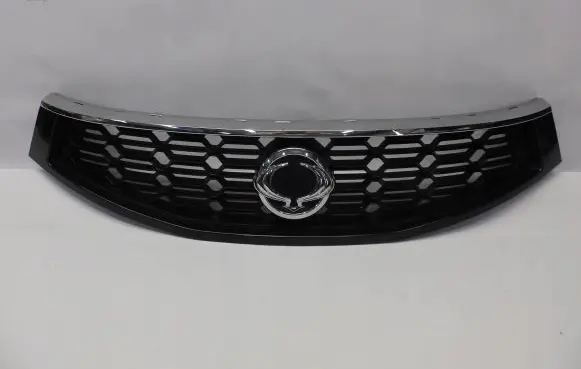 SsangYong Actyon Front bumper upper radiator grill