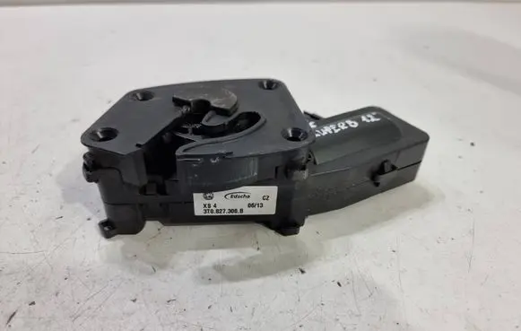 Tailgate/trunk/boot lock/catch/latch