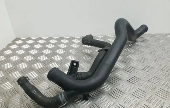 Audi A6 S6 C7 4G Engine coolant pipe/hose 03L121071B
