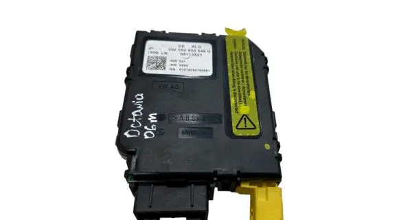 Skoda Octavia Mk2 (1Z) Steering angle sensor 1K0953549G 05113521