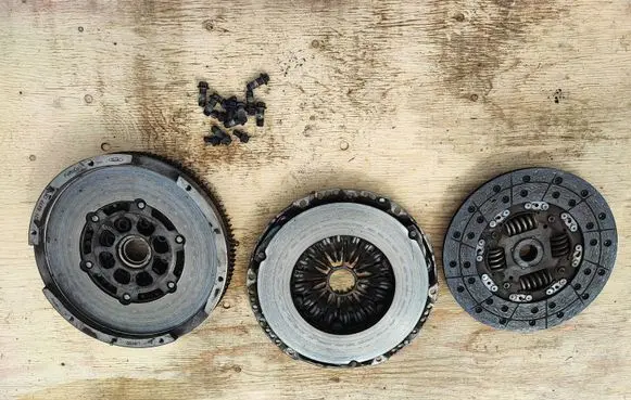 Ford Transit Clutch set kit BK216477CB BK217550BB BHD8A
