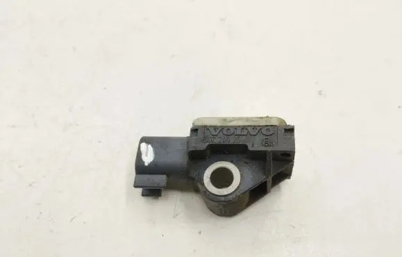 Volvo V70 Airbag deployment crash/impact sensor 30698774
