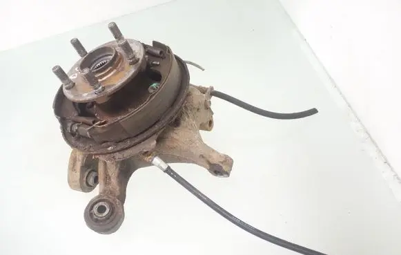 Subaru Forester SH Rear wheel hub spindle/knuckle 