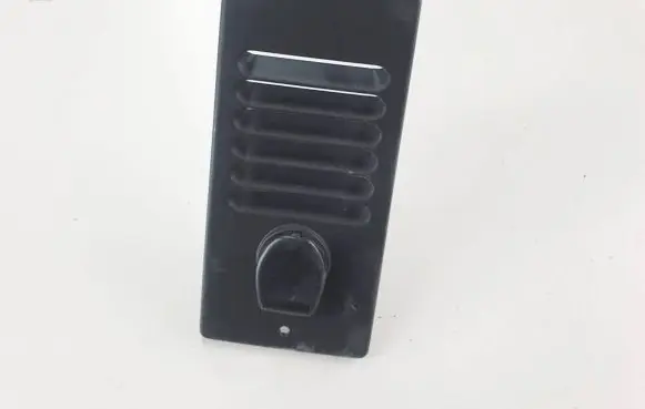 Opel Vivaro AUX in-socket connector 