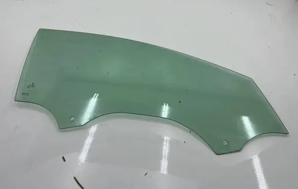 Volkswagen Golf VII Front door window glass four-door 5G4845202B