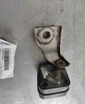 BMW 7 F01 F02 F03 F04 Muffler mount bracket/holder 18207578238 18207508087 7578238