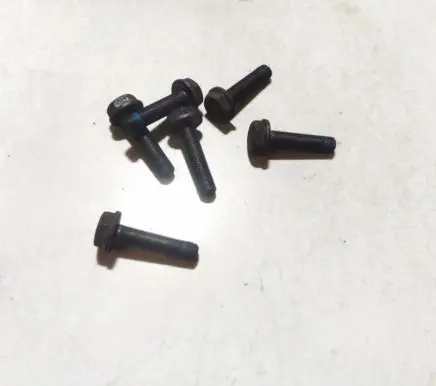 Audi A4 S4 B5 8D Nuts/bolts 