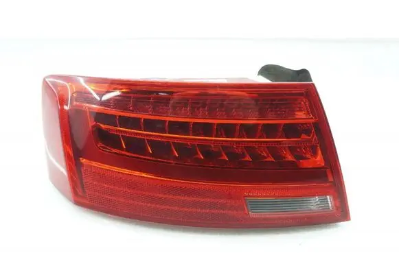 Audi A5 8T 8F Rear/tail lights 8T8945095F