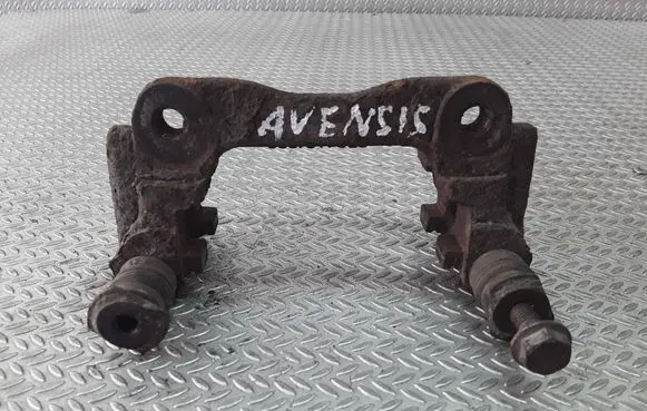 Toyota Avensis T250 Brake caliper pad carrier rear 0204Y01338