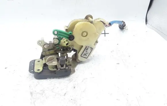 KIA Sorento Rear door lock 040703