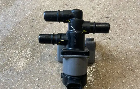 Hyundai Ioniq 5 Electric auxiliary coolant/water pump 375W3GI000