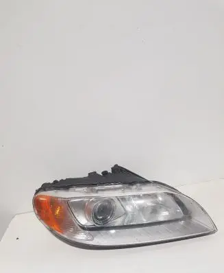 Volvo V70 Headlight/headlamp 31214348
