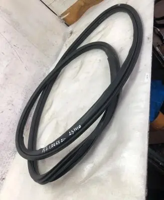 Mitsubishi Eclipse Cross Front door rubber seal