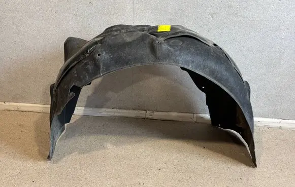 BMW 5 G60 G61 Rear arch fender liner splash guards 9881680