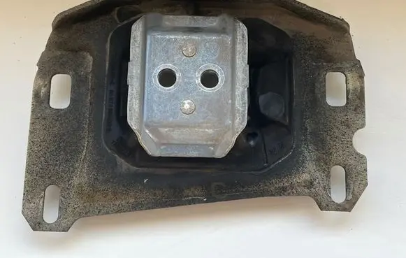 Opel Combo E Engine mount bracket 9873768480 9814987680 38074209