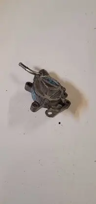 Mazda CX-3 Vacuum pump PE018G00