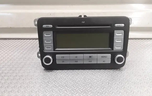 Volkswagen Golf Plus Radio/CD/DVD/GPS head unit 5M0035186C