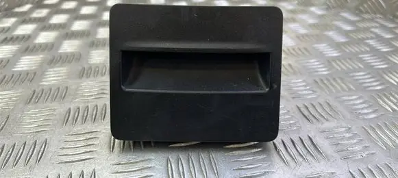 Skoda Octavia Mk3 (5E) Ashtray (rear) 5E0863284B
