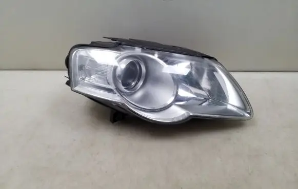 Volkswagen PASSAT B6 Headlight/headlamp 3C0941006Q