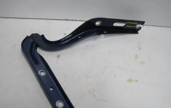 Volkswagen T-Cross Engine bonnet/hood hinges 2GM823301A