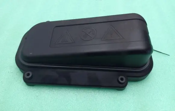 BMW 5 F10 F11 Fuse box cover 12907555189 58650910