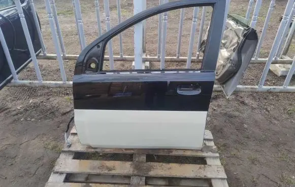 Fiat Panda III Front door