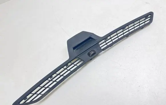 Ford Fusion II Dash center air vent grill DS7318C491ADW