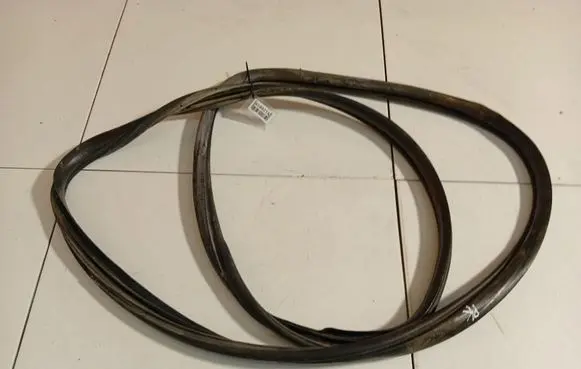 Fiat Doblo Rubber seal front coupe door 