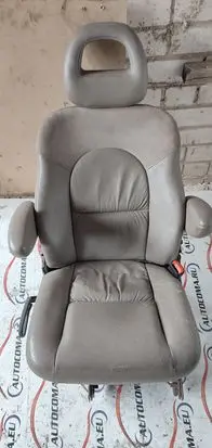Chrysler Grand Voyager IV Third row seats 